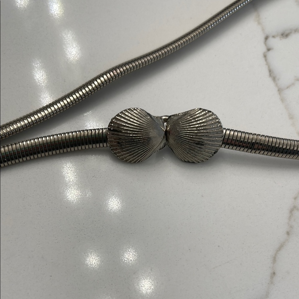 Mimi Chica Silver Shell Clasp Belt